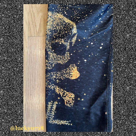 SoulCycle x Zara Terez EUC Black w Gold Confetti Capri Workout Legging Sz S - Picture 7 of 9